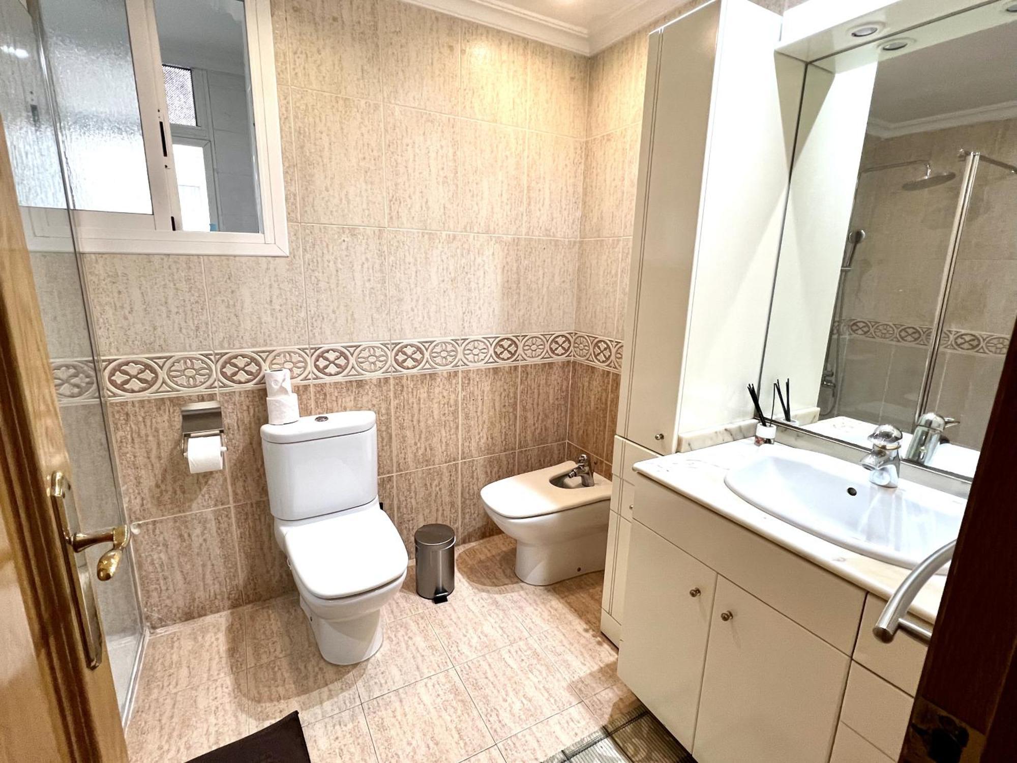 Moderno Y Acogedor Apartamento Para 6 Personas Valencia Ngoại thất bức ảnh